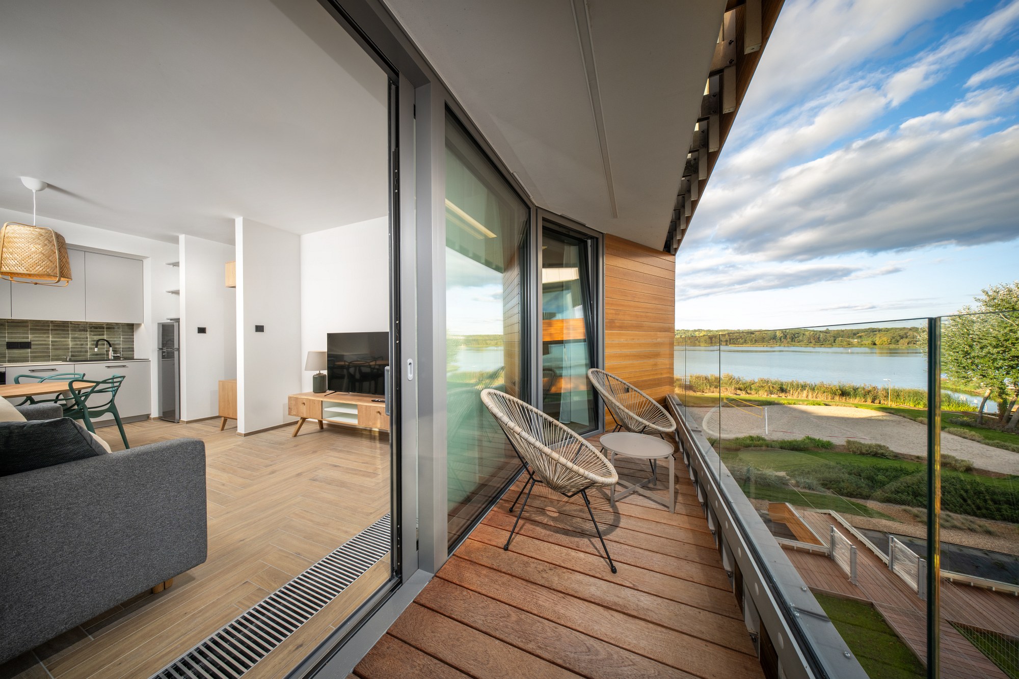 Second home zaledwie 30 minut od Warszawy. Odkryj swój nowy azyl